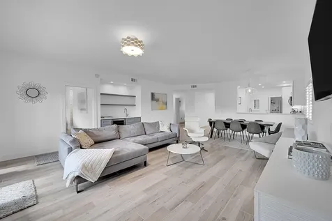 210 Captains Walk Delray Beach FL 33483