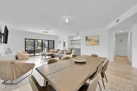 210 Captains Walk Delray Beach FL 33483