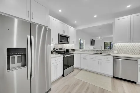 210 Captains Walk Delray Beach FL 33483