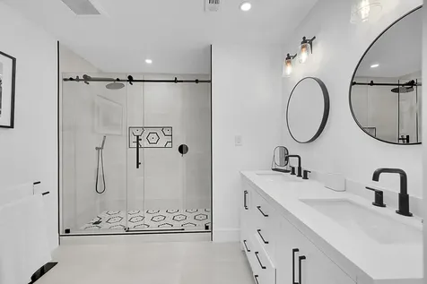 210 Captains Walk Delray Beach FL 33483