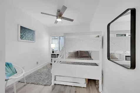 210 Captains Walk Delray Beach FL 33483