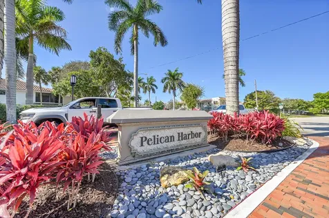 210 Captains Walk Delray Beach FL 33483