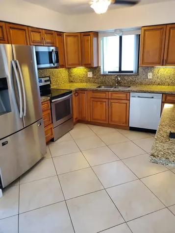 2460 NE 215th Street Miami FL 33180