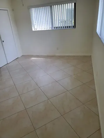 2460 NE 215th Street Miami FL 33180