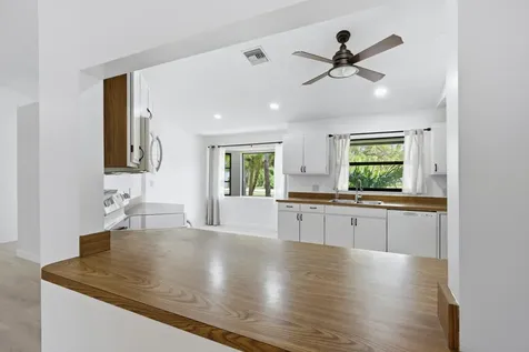 7380 155th Place N Palm Beach Gardens FL 33418