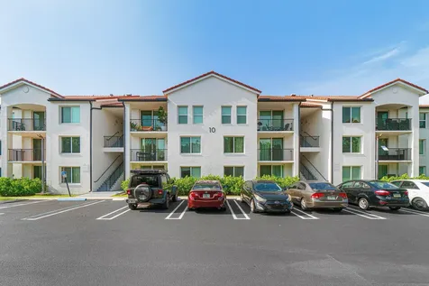 1013 Villa Circle Boynton Beach FL 33435