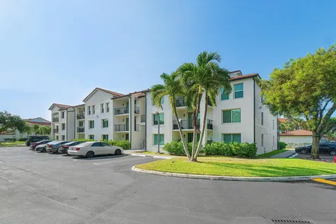 1013 Villa Circle Boynton Beach FL 33435