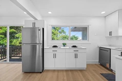 230 SW 6th Avenue Delray Beach FL 33444