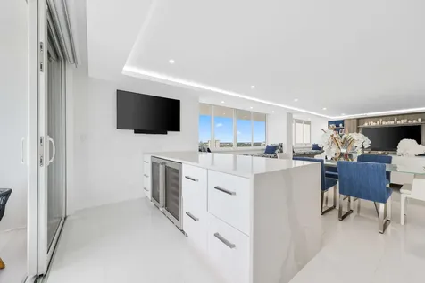 545 S Fort Lauderdale Beach Boulevard Fort Lauderdale FL 33304