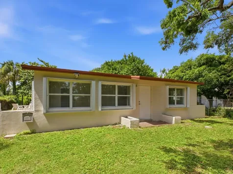 4628 Schall Road West Palm Beach FL 33409