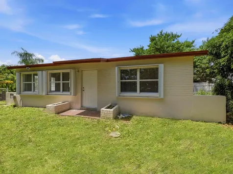 4628 Schall Road West Palm Beach FL 33409