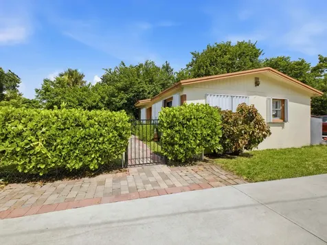 4626 Schall Road West Palm Beach FL 33409