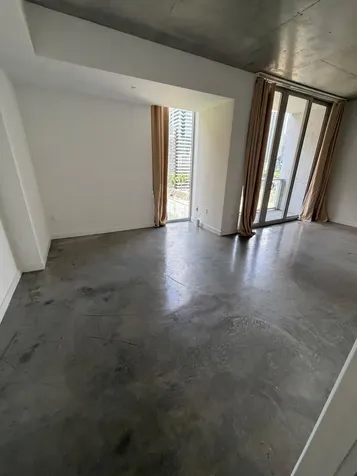 151 SE 1st Street Miami FL 33131