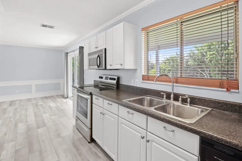 610 NW Billiar Avenue Port St Lucie FL 34983