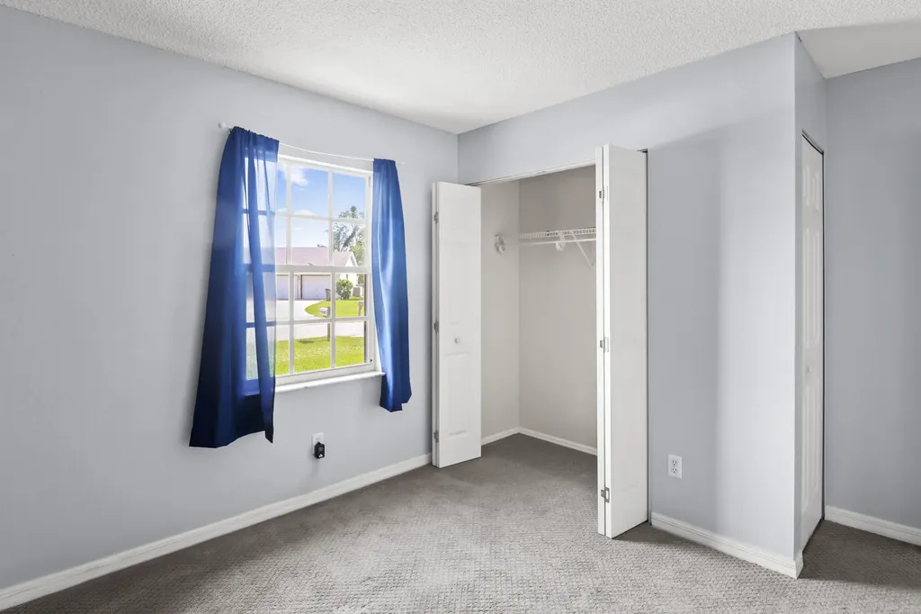 610 NW Billiar Avenue Port St Lucie FL 34983