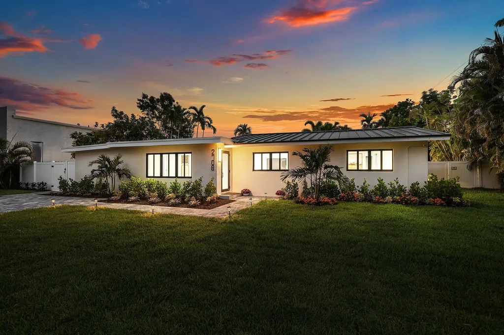 2708 NE 1st Avenue Wilton Manors FL 33334
