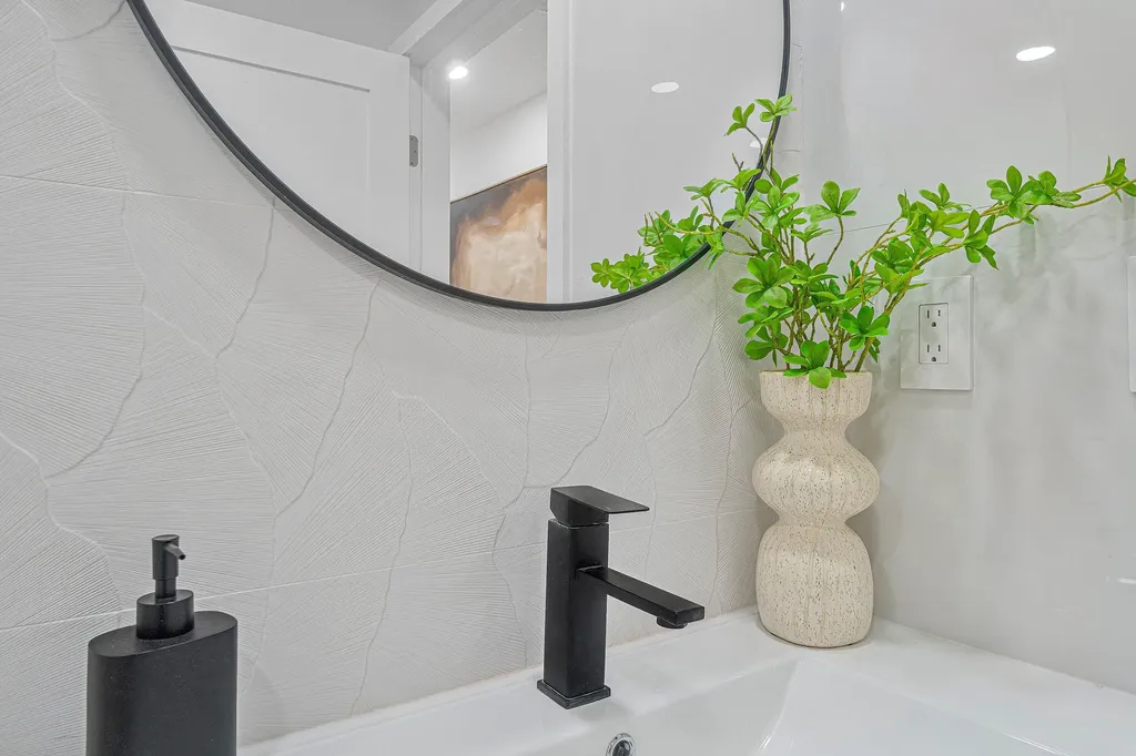 2708 NE 1st Avenue Wilton Manors FL 33334