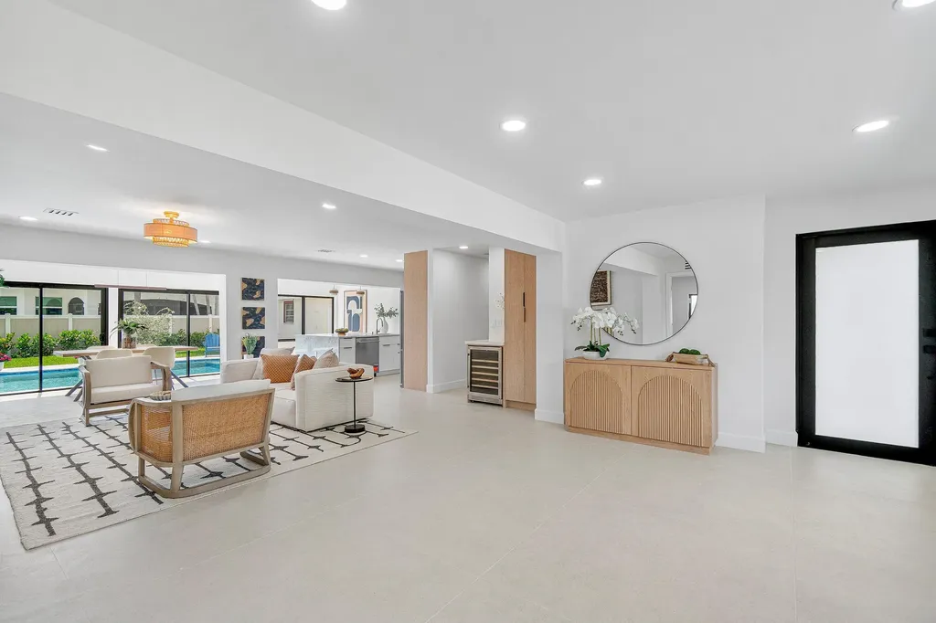 2708 NE 1st Avenue Wilton Manors FL 33334
