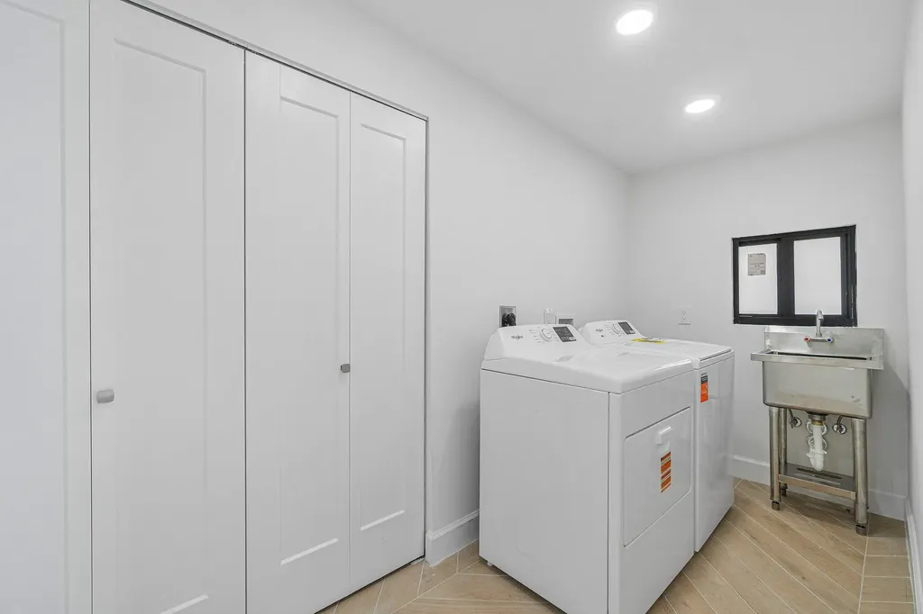 2708 NE 1st Avenue Wilton Manors FL 33334