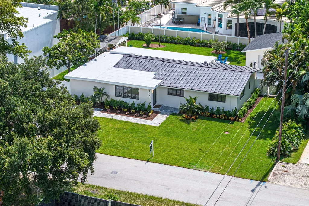 2708 NE 1st Avenue Wilton Manors FL 33334