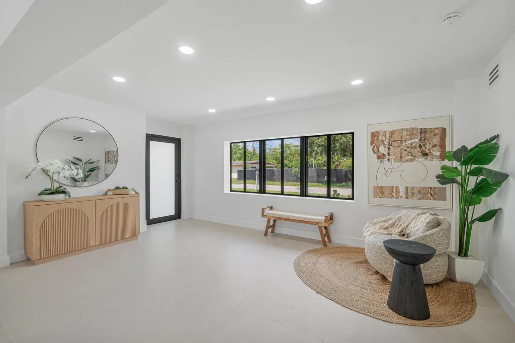 2708 NE 1st Avenue Wilton Manors FL 33334