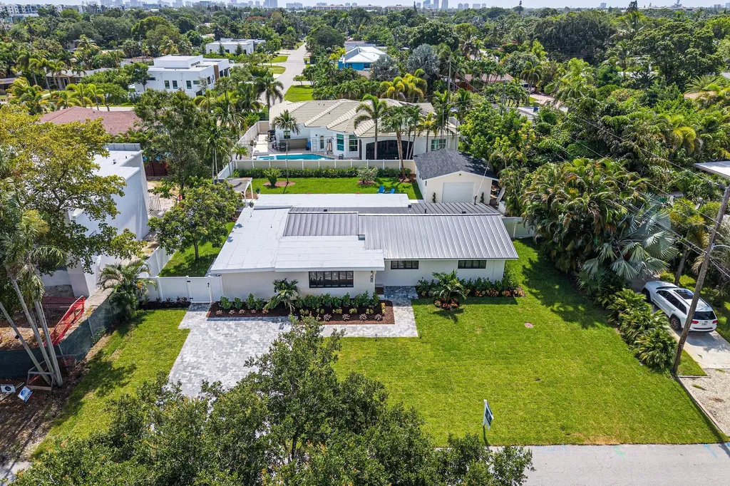 2708 NE 1st Avenue Wilton Manors FL 33334