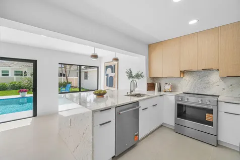 2708 NE 1st Avenue Wilton Manors FL 33334