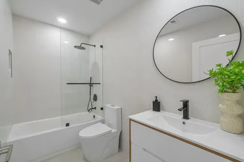 2708 NE 1st Avenue Wilton Manors FL 33334