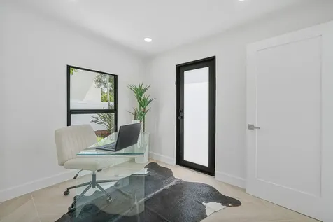 2708 NE 1st Avenue Wilton Manors FL 33334