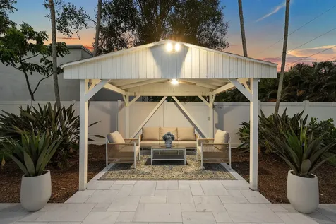 2708 NE 1st Avenue Wilton Manors FL 33334