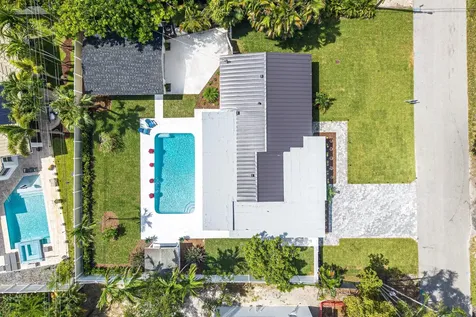 2708 NE 1st Avenue Wilton Manors FL 33334