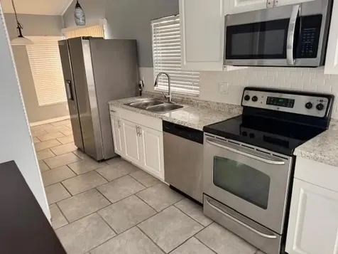 5202 Nutmeg Drive Palm Beach Gardens FL 33418
