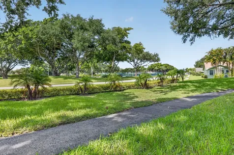 18117 102nd Way S Boca Raton FL 33498