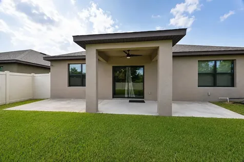 927 Remington Green Drive SE Palm Bay FL 32909