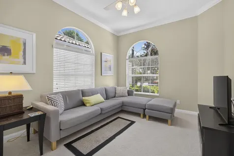8704 Oldham Way Palm Beach Gardens FL 33412