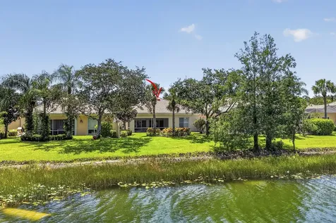 8704 Oldham Way Palm Beach Gardens FL 33412