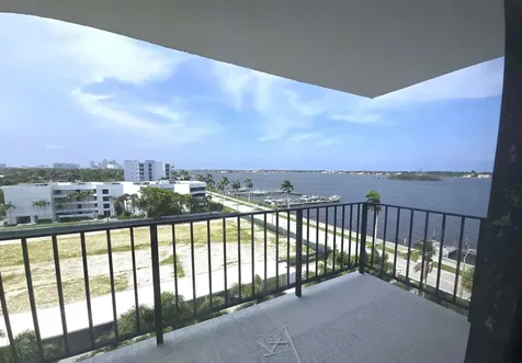 3800 Washington Road West Palm Beach FL 33405