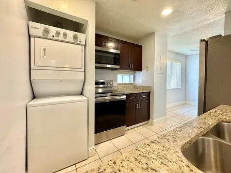 334 SW 86th Avenue Pembroke Pines FL 33025