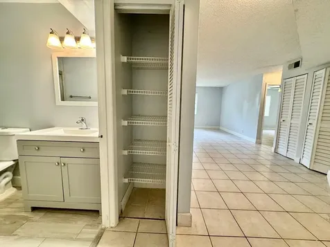 334 SW 86th Avenue Pembroke Pines FL 33025