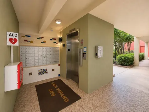 2400 NE 10th Street Pompano Beach FL 33062