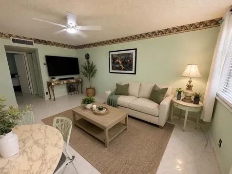 2400 NE 10th Street Pompano Beach FL 33062