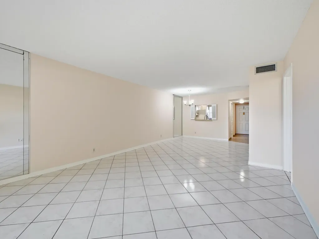 2960 SW 22nd Avenue Delray Beach FL 33445