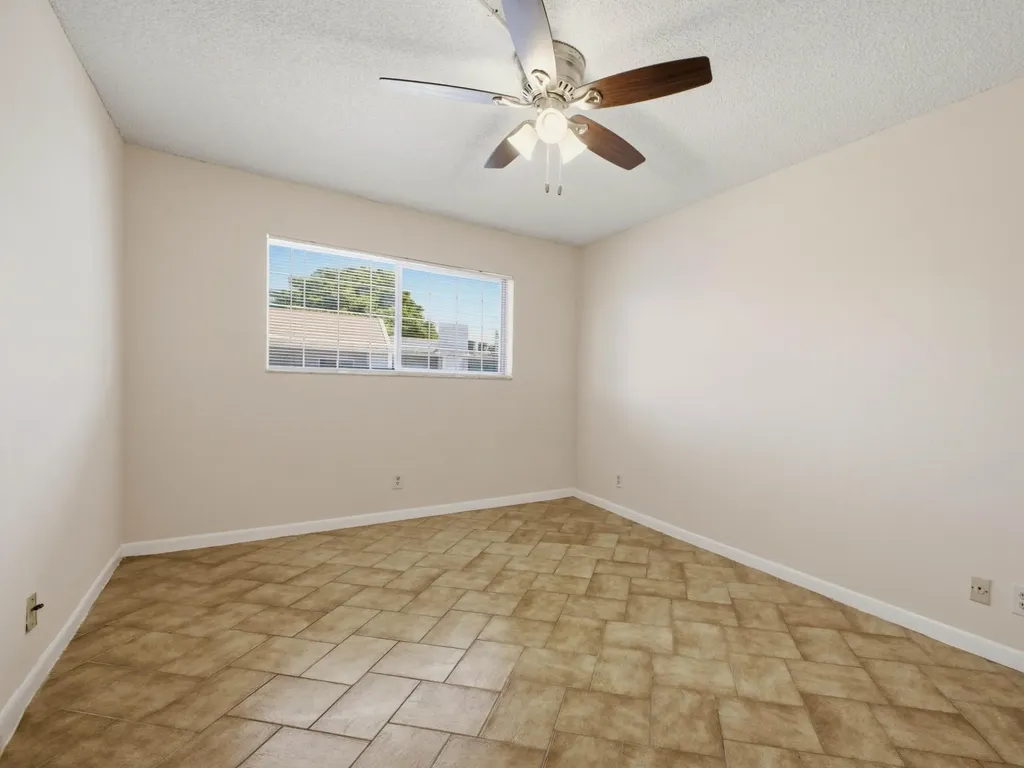 2960 SW 22nd Avenue Delray Beach FL 33445