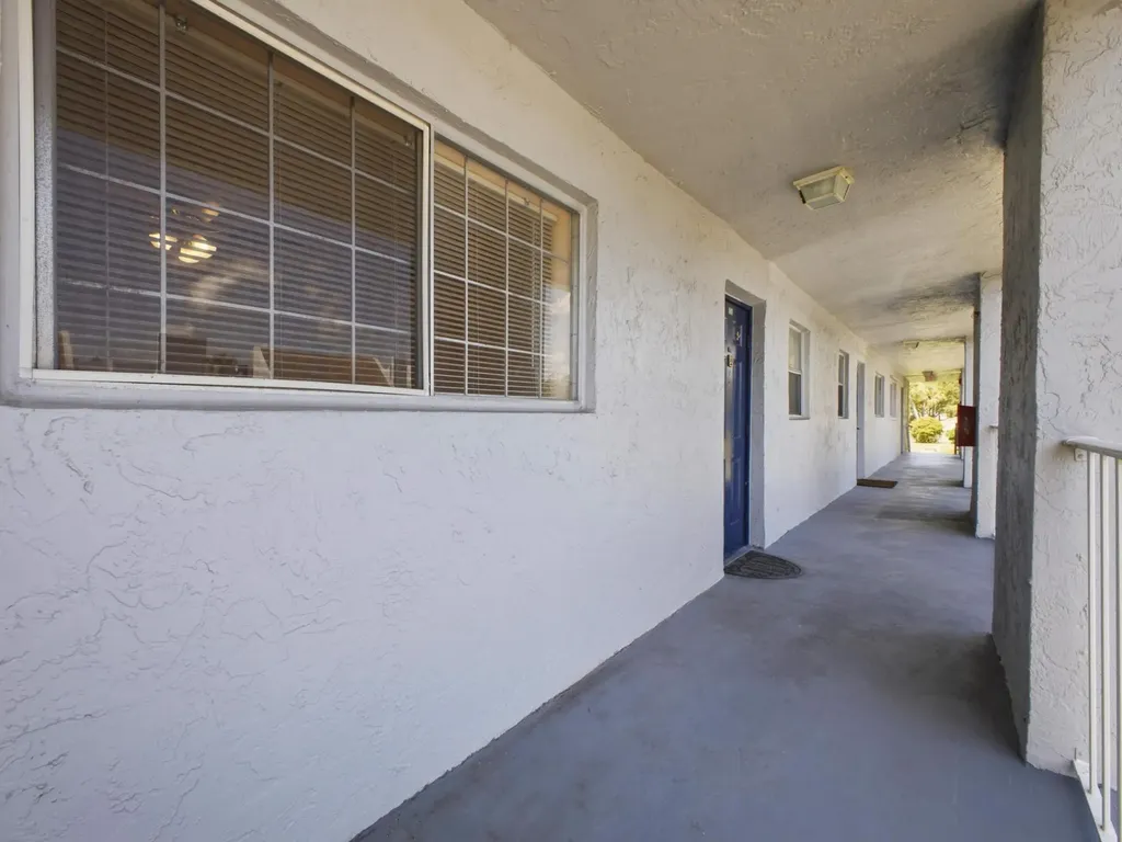 2960 SW 22nd Avenue Delray Beach FL 33445
