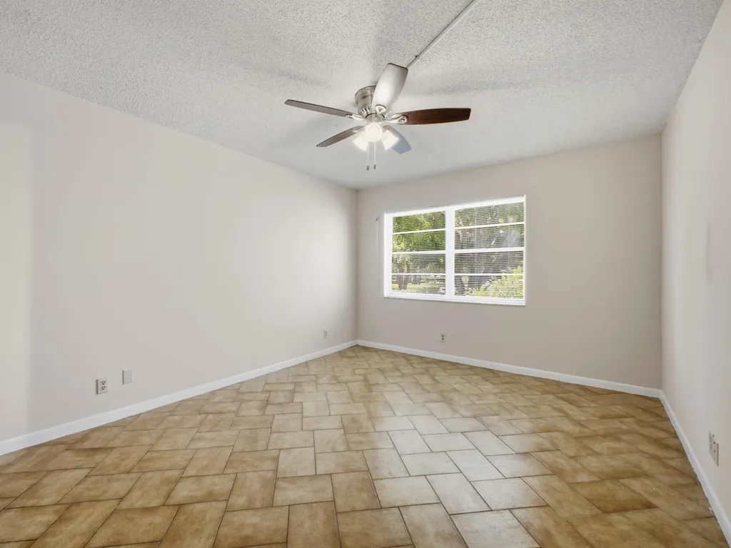 2960 SW 22nd Avenue Delray Beach FL 33445