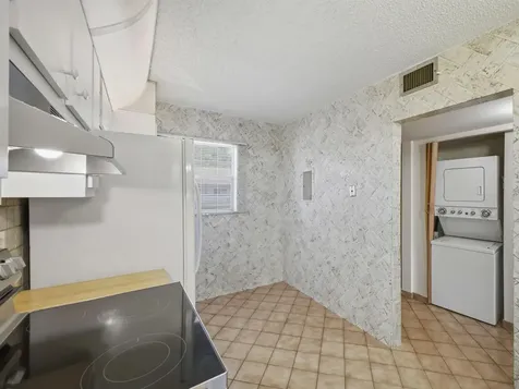 2960 SW 22nd Avenue Delray Beach FL 33445