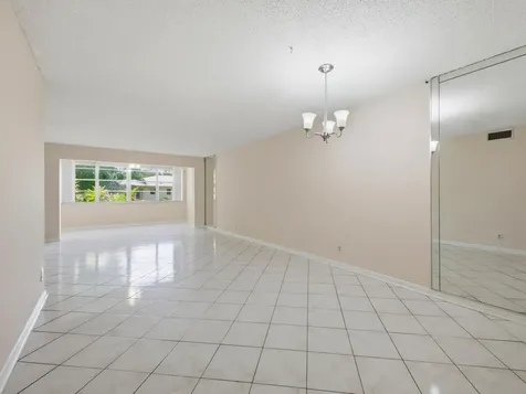 2960 SW 22nd Avenue Delray Beach FL 33445