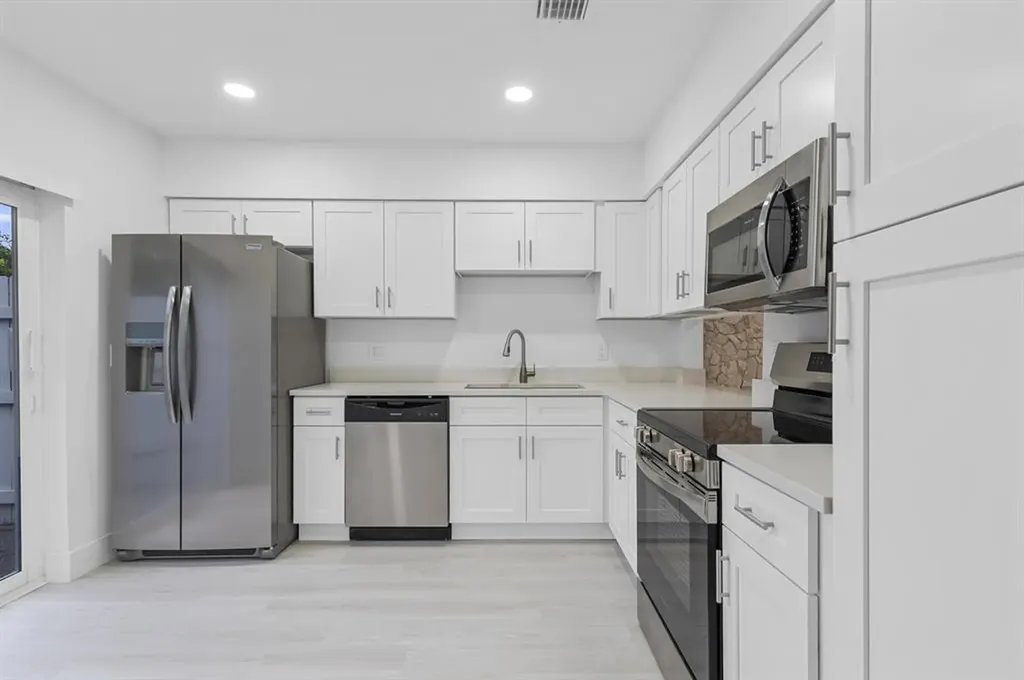 6993 NW 29th Way Fort Lauderdale FL 33309