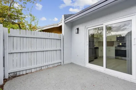 6993 NW 29th Way Fort Lauderdale FL 33309