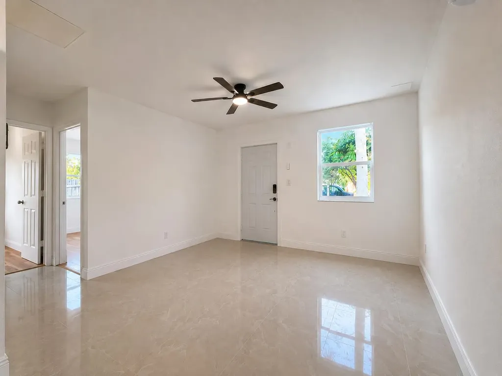 5264 NE 20th Avenue Pompano Beach FL 33064